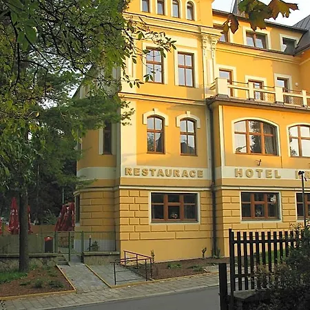 Hron Hotell