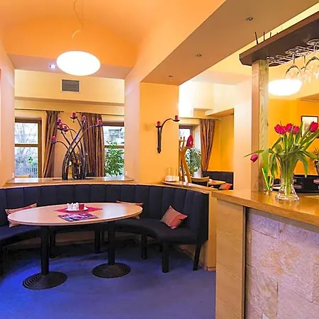 Hron Hotell Náchod