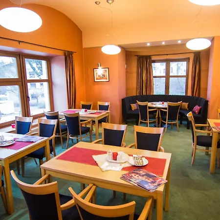 Hotel Hron 4*
