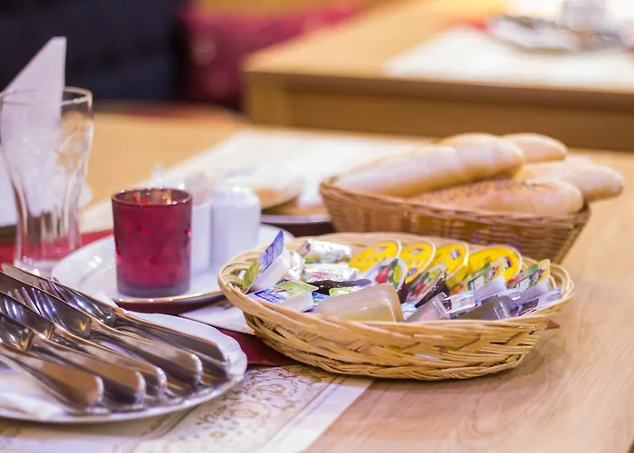 Hron Hotel 4*
