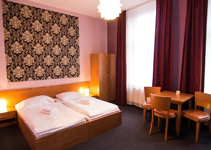 Hron Hotel 4*
